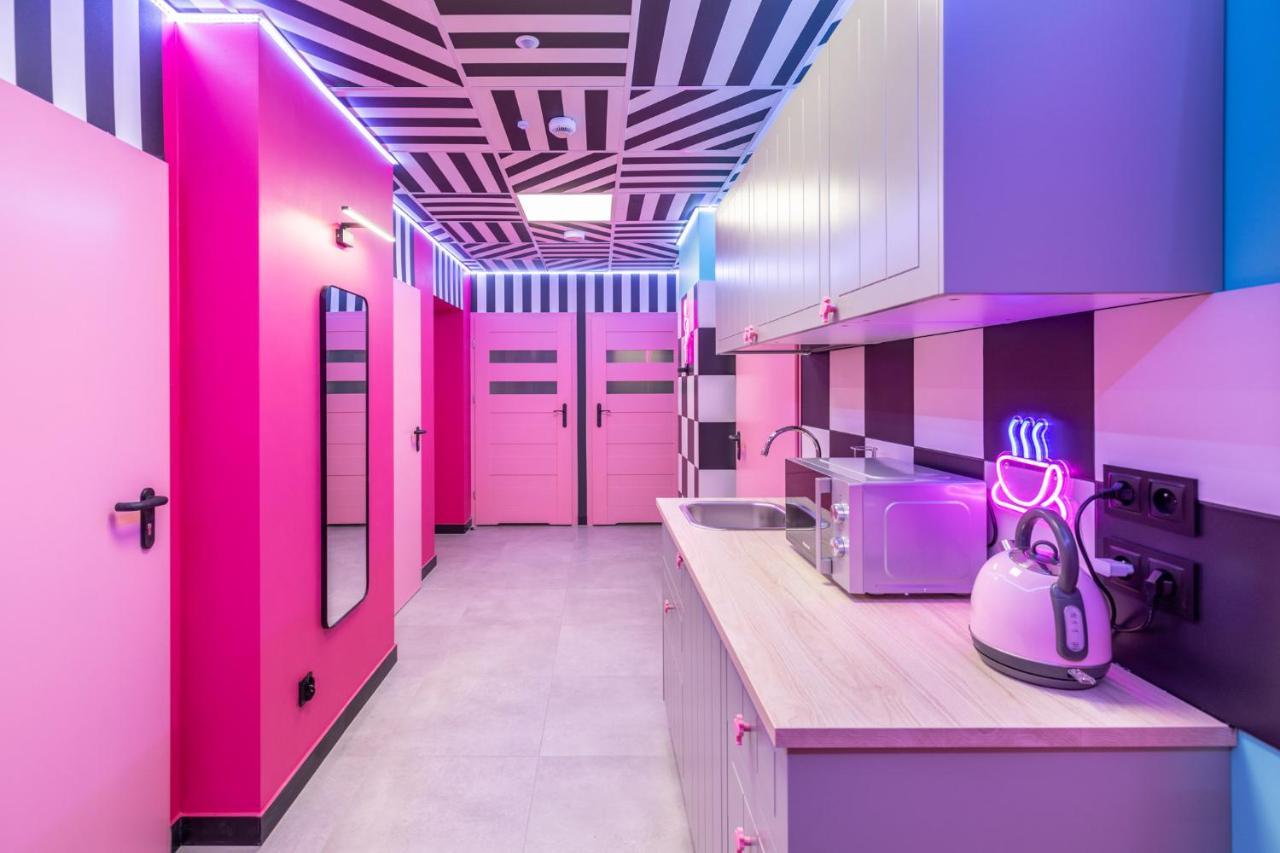 Vice City Hostel Wrocław Extérieur photo