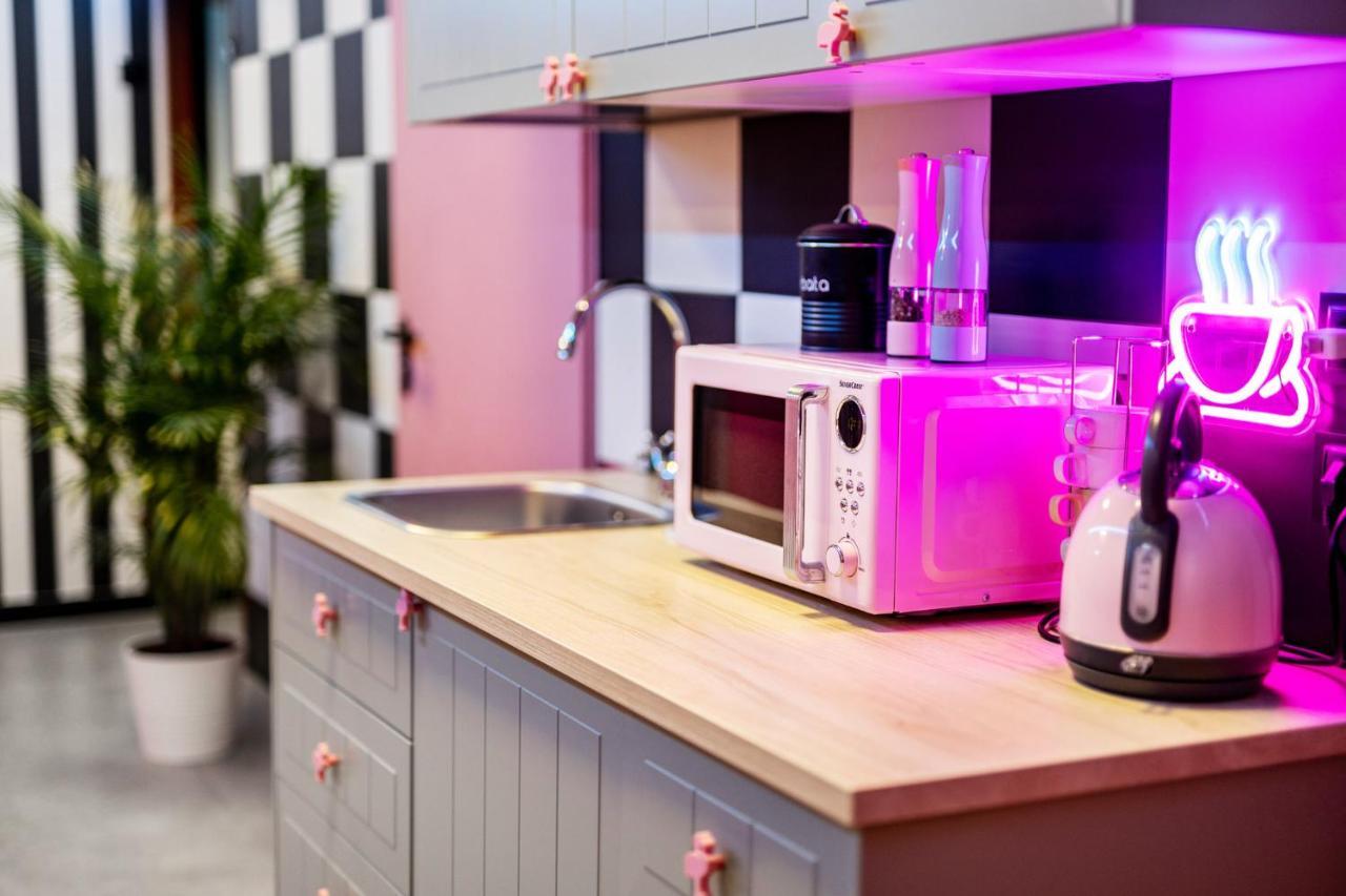 Vice City Hostel Wrocław Extérieur photo
